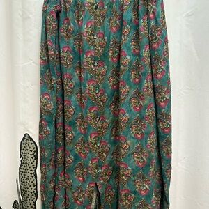 Floral Patterned Green Skirt